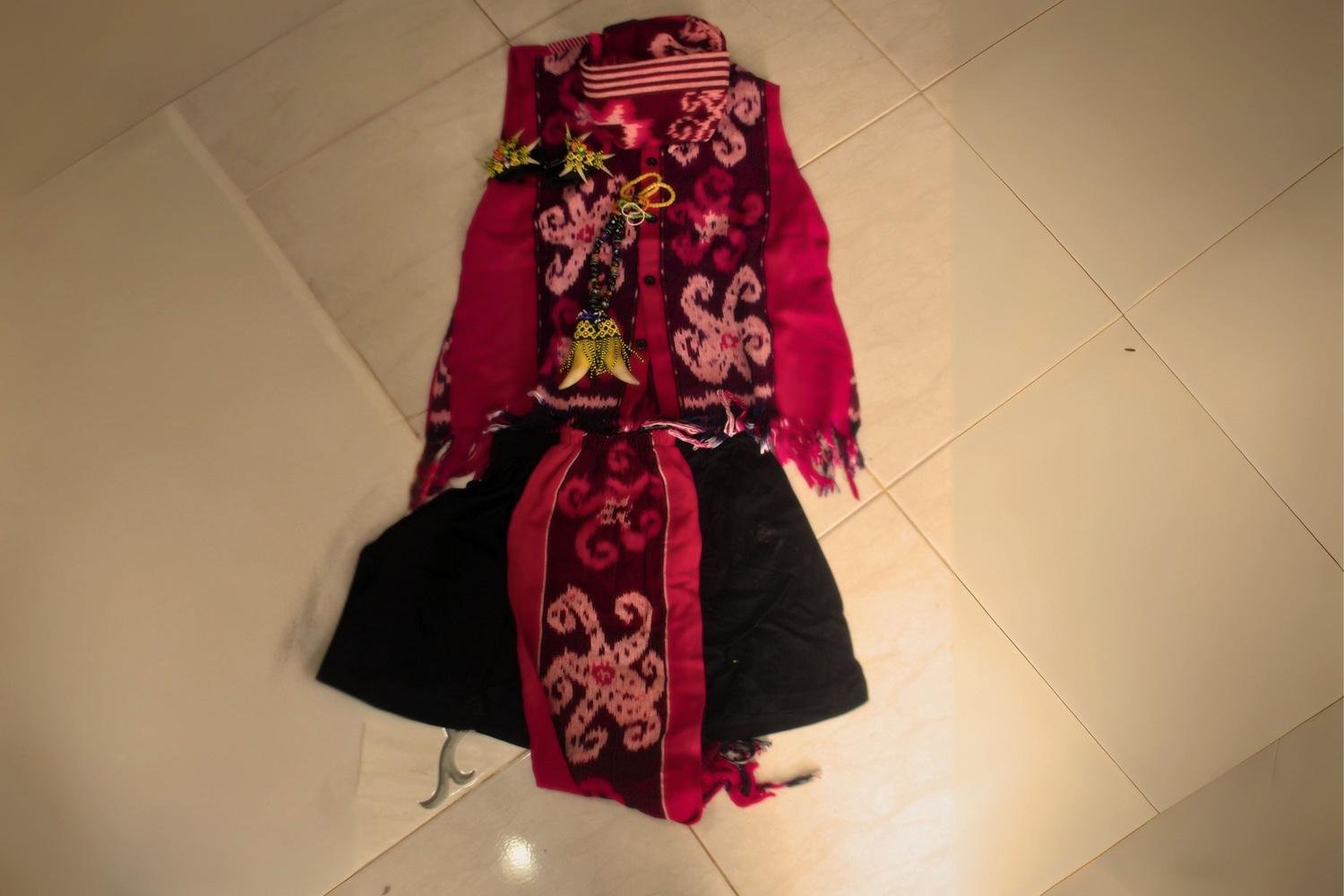 Baju Adat Ulap Doyo Pria